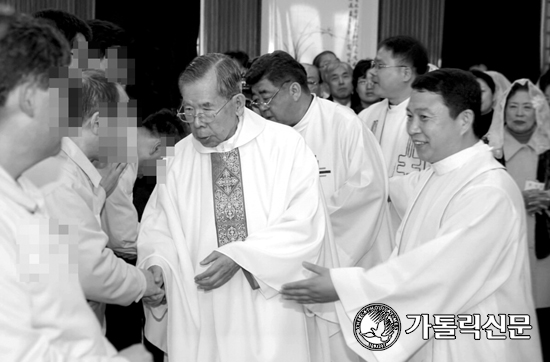 김수환 추기경, 서울구치소 성탄미사 봉헌