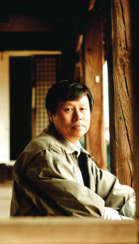 ‘사람은 누구나 꽃이다’ 낸 도종환 시인