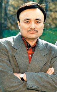 유홍종씨, 장편소설 ‘유리열쇠’ 펴내