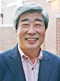 변영철 신임 수원교구 평협회장