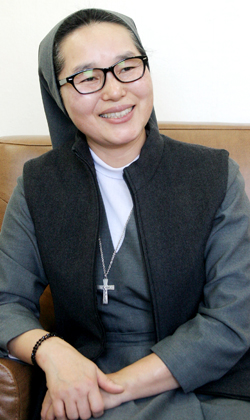 [저자와의 만남] 「너는 젊다는 이유 하나로 사랑받기에 충분하다」낸 김인숙 수녀