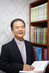 [저자와의 만남]「인생 그리고 행복」 펴낸 이용훈 주교