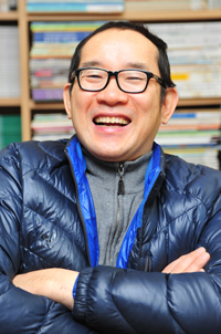 [저자와의 만남]「외딴섬에 핀 꽃 오타 줄리아」 펴낸 아동문학가 고정욱씨