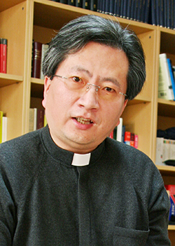 [저자와의 만남]「성경의 정의, 평화와 생태학」 펴낸 송창현 신부