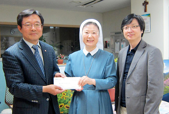 수원교구 청계예수성심본당, 새 성당 건축기금 마련 중에도 4년째 어려운 환우 위해 기탁