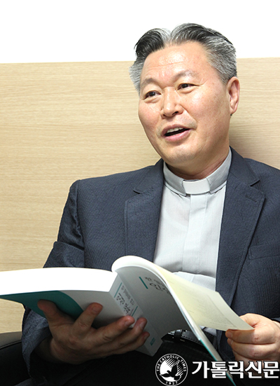 [저자와의 만남] 「한 말씀으로 하는 인성교육」펴낸 김웅태 신부
