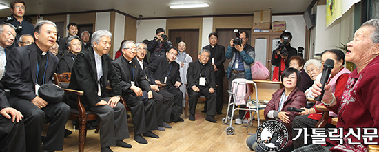 일본 주교 10명, 위안부 피해자 할머니 찾아 위로