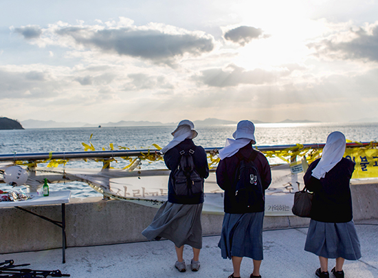 끝나지 않은 기다림