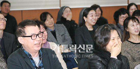 생활성서사 「프란치스코. 한 사목자의 성찰-생명」 발간 기념 ‘행복한 북 콘서트’