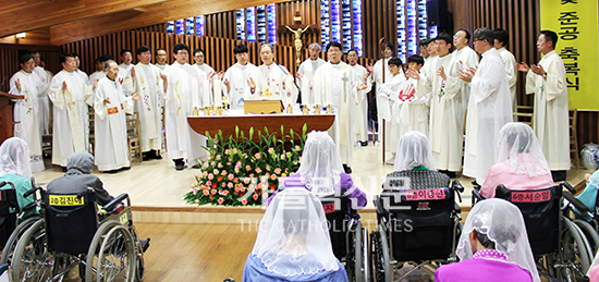 수원교구 성루카 요양병원·의원·요양원 축복