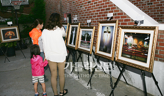서울 중앙동본당, 세계 성모 발현 성지 사진전 개최