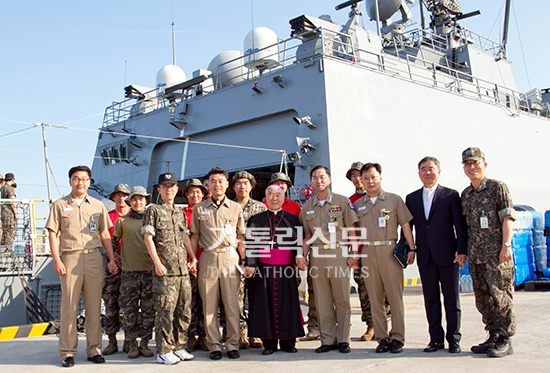 군종교구, 청해부대 ‘충무공 이순신함’ 아덴만 파병 환송미사