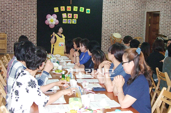 제주 서귀포본당, 결혼 이주민 대상 ‘화장품 만들기’ 행사 열어