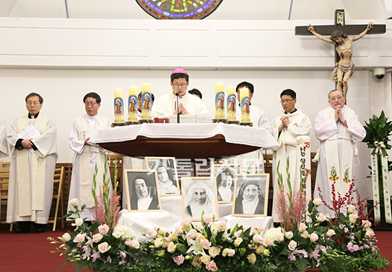 서울가르멜여자수도원 설립 75주년 기념미사