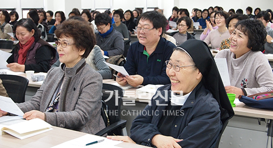 서울 가톨릭 교리학교 성황