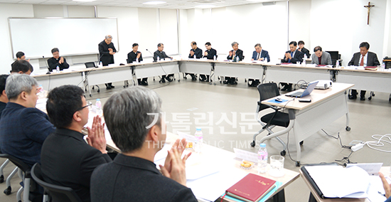 서울대교구 명동 개발 준비위 첫 모임