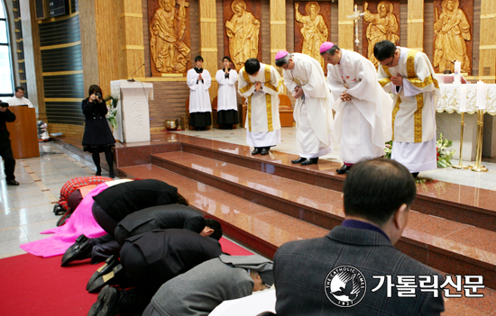 수원교구, 3일 정자동주교좌성당서 신년하례미사 봉헌