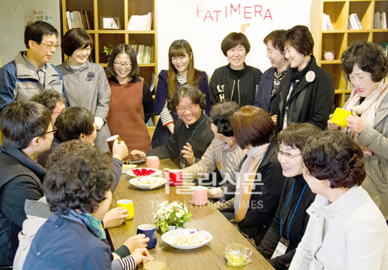 그윽한 커피향 속 깊어지는 공동체 신앙