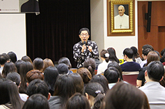서울 명동주교좌본당, 김제동씨 초청 ‘톡투유’ 열어