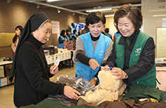 라파엘클리닉 몽골·미얀마 의료지원 바자 열어