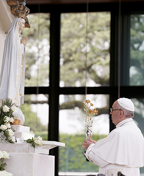 세계교회, 파티마 성모 발현 100주년 기념