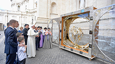 프란치스코 교황, 남양성모성지에 설치될 ‘성체 현시 제대’ 축복