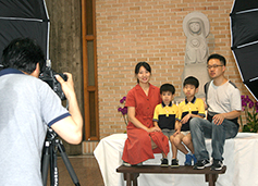 사진 촬영 스튜디오로 변신한 서울 목동성당