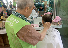 제주교구 성 다미안회, 한센인 위해 이미용·집수리 봉사