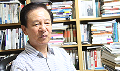 새 소설 「바람으로 그린 그림」 펴낸 김홍신 작가 