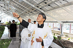 서울 이문동본당, 태양광 발전 시설 축복