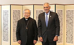 염 추기경, 주한 파나마 대사 예방 받아