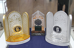 김 추기경 10주기 기념메달 나왔다