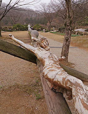 십자가를 지고 가십시오