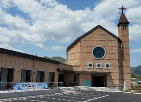 춘천교구 미원본당 새 성당 봉헌