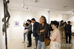 한국-바티칸 외교 수립 60주년 기념전 성황